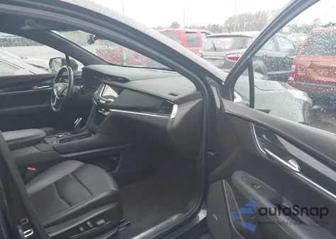 2021 Cadillac Xt5 Awd Premium Luxury from USA, damaged, VIN 1GYKNDR44MZ155556